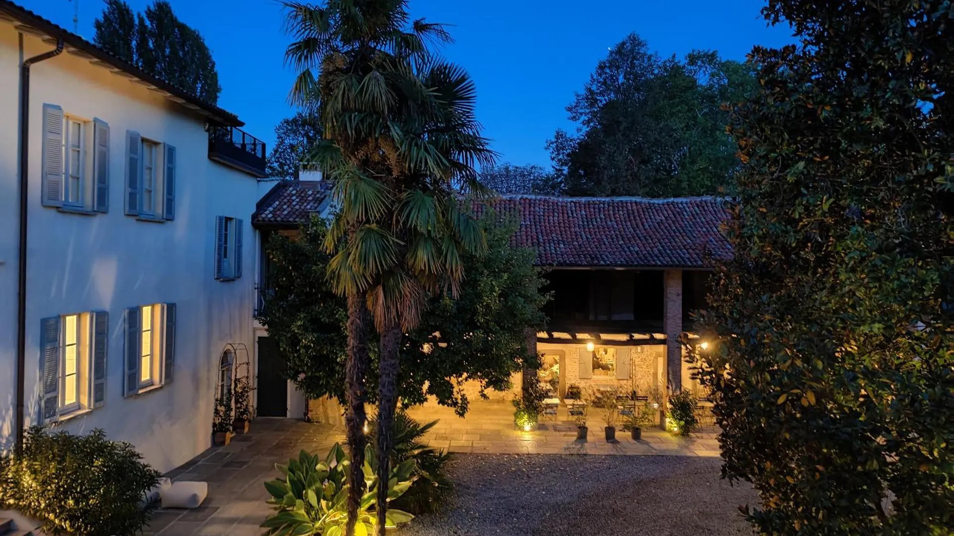 Hotel Dandelion Como Suites & Park Villa Guardia