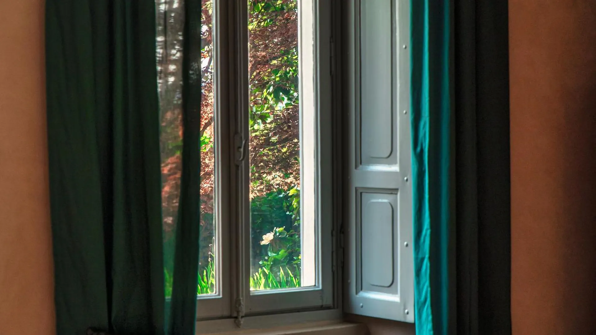 Dandelion Como Suites & Park Villa Guardia